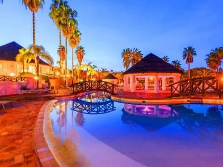Sleeps 4 Pool Wifi T479884 Apartament